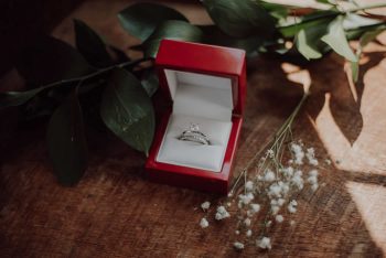 7 Engagement Ring Shopping Tips | How To Find The Perfect Ring